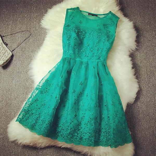 Elegant Green Embroidery Organza Sheath/column Round Neckline Mini ...